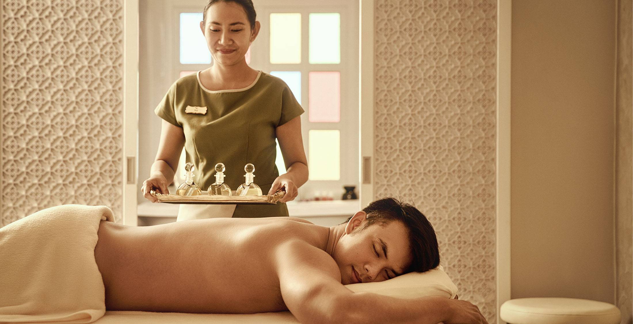 Deep Tissue Massage spa in Gurgaon